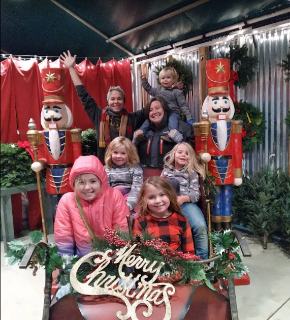 customers in sleigh